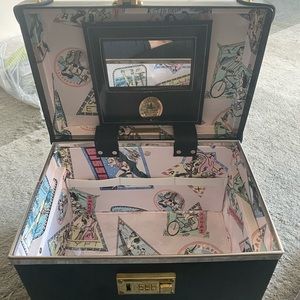 Agent Provocateur RARE Globetrotter Vanity Case
